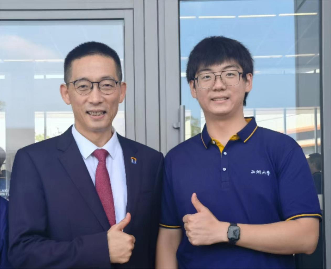 Xibin Zhou (周禧彬)